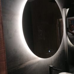 zerkalo_s_podsvetkoj_030