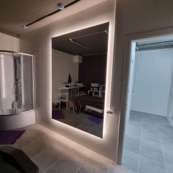 zerkalo_s_podsvetkoj_044