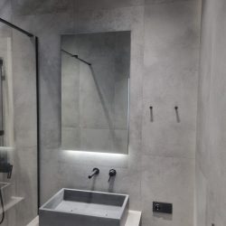 zerkalo_s_podsvetkoj_077