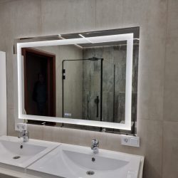 zerkalo_s_podsvetkoj_093